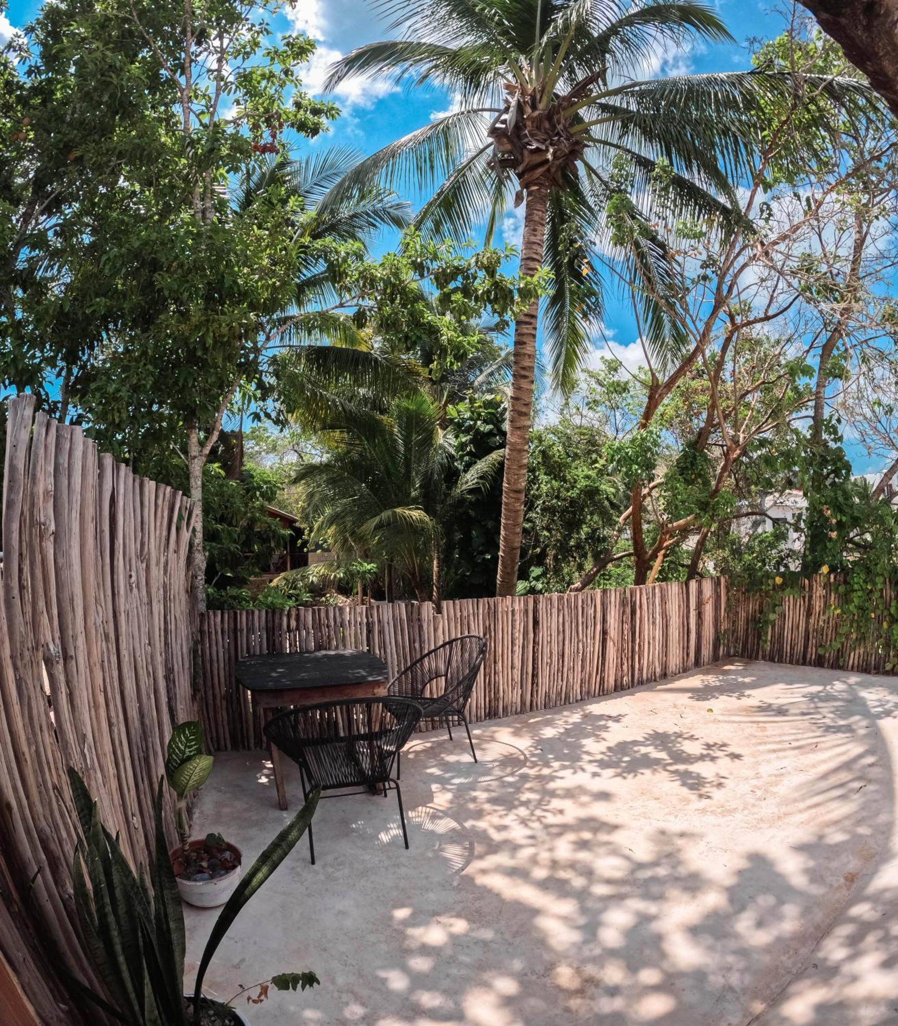 Tortuga Bacalar Bed & Breakfast Exterior photo